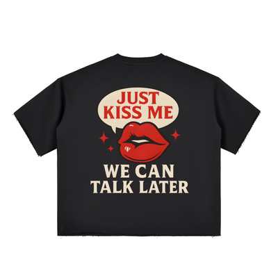 KISS ME - Boxy Half-Sleeve Raw-Edge T-Shirt